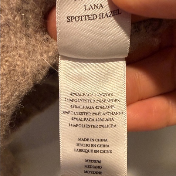 Rails Leopard Pattern Sweater - Tan and Black size medium - Picture 10 of 13